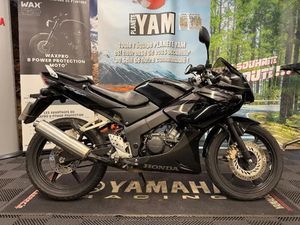 HONDA CBR 125 R 2008