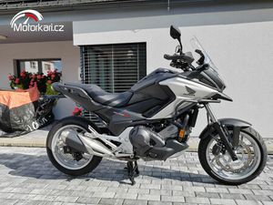 HONDA NC750X DCT - TOP STAV