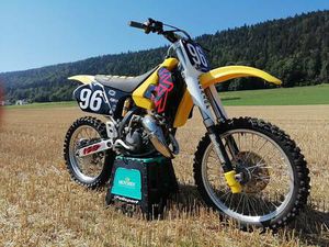 MOTOCROSS SUZUKI RM125 1996 RESTAURÉE