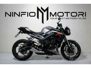 TRIUMPH STREET TRIPLE 765 - 2023