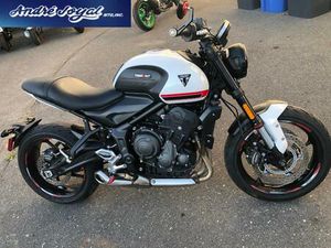 2022 TRIUMPH TRIDENT 660