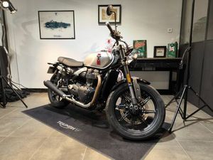 TRIUMPH SPEED TWIN 900 2025 900 CM3 | MOTO ROUTIÈRE | 3 904 KM | GRIS | 91310 MONTLHERY