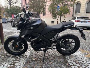 YAMAHA MT-125