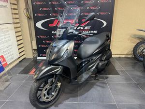 PIAGGIO BEVERLY 400 2025 400 CM3 | SCOOTER | 7 400 KM | NOIR | 06400 CANNES