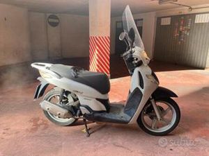 HONDA SH150I