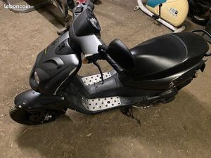 SCOOTER 50 PEUGEOT