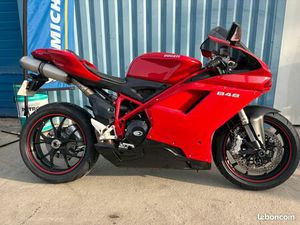 DUCATI 848