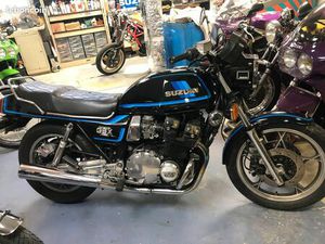 SUZUKI GSX1100 1982 NOIR GSX 1100