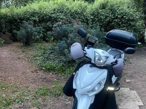 SUZUKI SIXTEEN BON ÉTAT