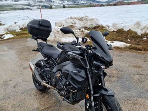 YAMAHA MT10