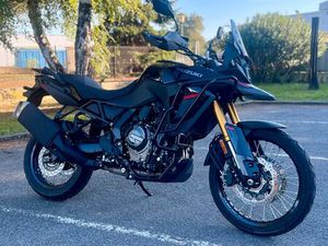 SUZUKI DL800DE ABS GARANTIE CONSTRUCTEUR 16/04/2030 - PARE CARTERS - BULLE FUMEE