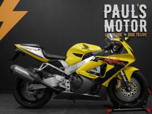 HONDA CBR900RR FIREBLADE • 2001