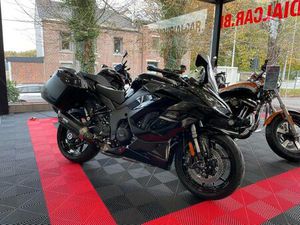 ② KAWASAKI NINJA 1000SX