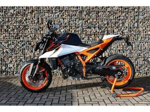 KTM 990 DUKE R NEU 2026 / 4 JAHRE GARANTIE