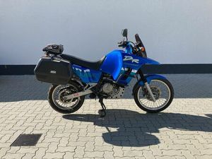 SUZUKI DR 800 MIT 48 PS A2