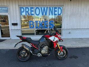 2023 DUCATI MULTISTRADA V4 PIKES PEAK
