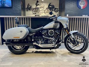 HARLEY-DAVIDSON SOFTAIL SPORT GLIDE 1745 2024 1745 CM3 | MOTO CUSTOM | 3 800 KM | ARGENT | 44800 ST HERBLAIN