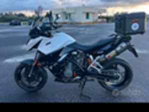 KTM 990 SMT