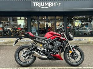 TRIUMPH STREET TRIPLE 765 MOTO2 EDITION