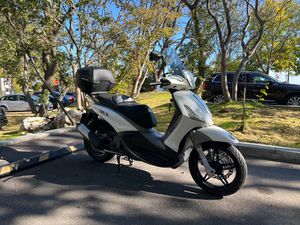 PIAGGIO BEVERLY 350 →