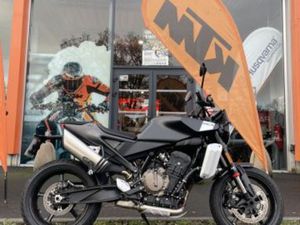 HUSQVARNA SVARTPILEN 801 2025 801 CM3 | MOTO ROADSTER | 281 KM | NOIR | 44700 ORVAULT