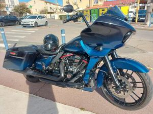 HARLEY DAVIDSON ROAD GLIDE CVO 117
