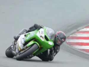 KAWASAKI NINJA 636 2004 PISTA