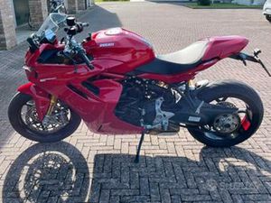 SUPERSPORT 950S CON ACCESSORI