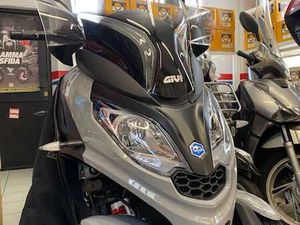 PIAGGIO MP3 300 SPORT GRIGIO