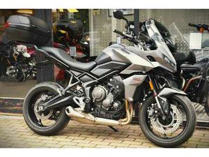 660 ***MOTO VERTE***