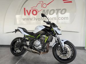 KAWASAKI Z 650 ER650 | ВЪЗМОЖЕН ЛИЗИНГ →