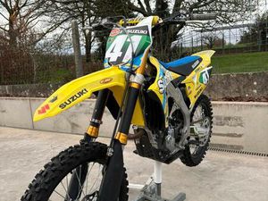 ② SUZUKI RMZ 250 2023