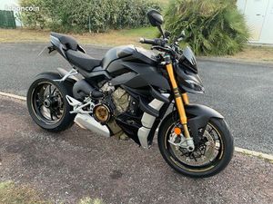 STREETFIGHTER V4S DARK