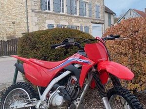 125 CRF