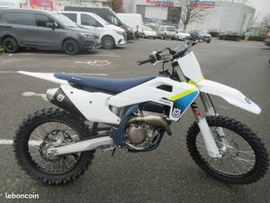 HUSQVARNA 250 FC 2025