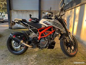 KTM DUKE 125