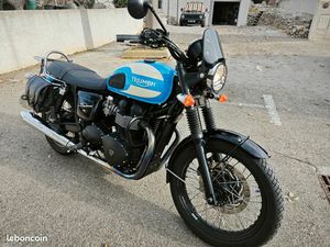 TRIUMPH BONNEVILLE