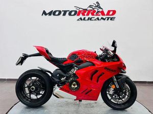 DUCATI - PANIGALE V4