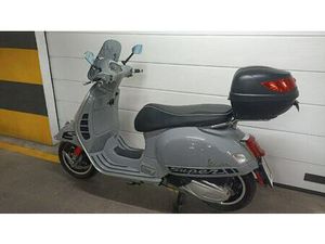 VESPA GTS 300HPE, 2021 GOD.