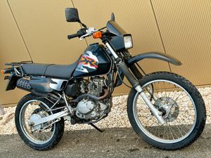 DR 125 SE W
