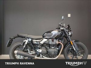 TRIUMPH SPEED TWIN 900