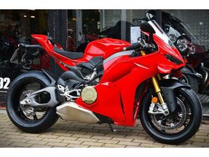 DUCATI PANIGALE V4S