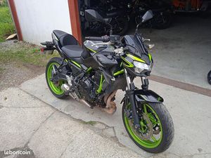 KAWASAKI Z650