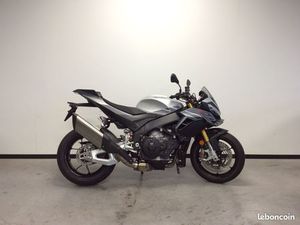 APRILIA TUONO V4 2025
