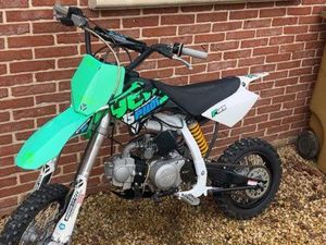 125 YCF PILOT SUPERBE ÉTAT