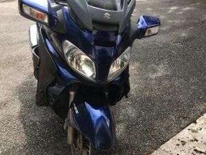 SUZUKI - BURGMAN 650