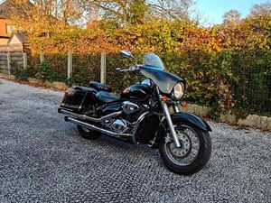 ② SUZUKI INTRUDER 800