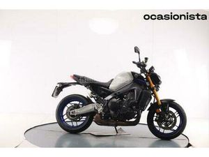 YAMAHA - MT 09