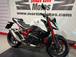 HONDA - CB 750 HORNET