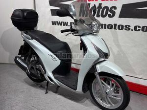 HONDA - SCOOPY SH125I CBS